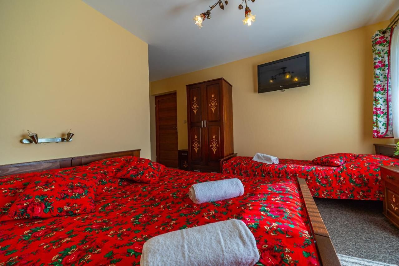 Отели типа «постель и завтрак» Apartamenty i Pokoje w Willi na Ubocy Сухе-14