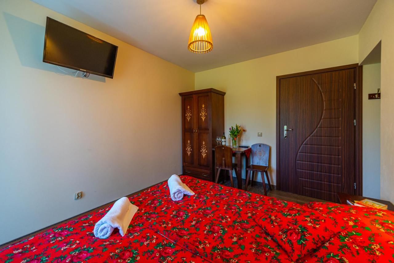 Отели типа «постель и завтрак» Apartamenty i Pokoje w Willi na Ubocy Сухе-5