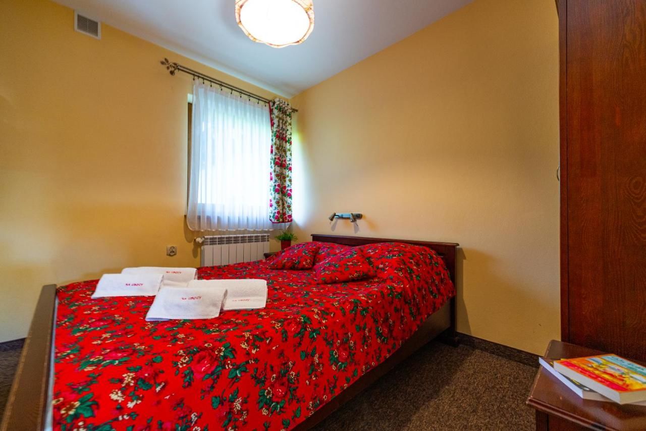 Отели типа «постель и завтрак» Apartamenty i Pokoje w Willi na Ubocy Сухе-24