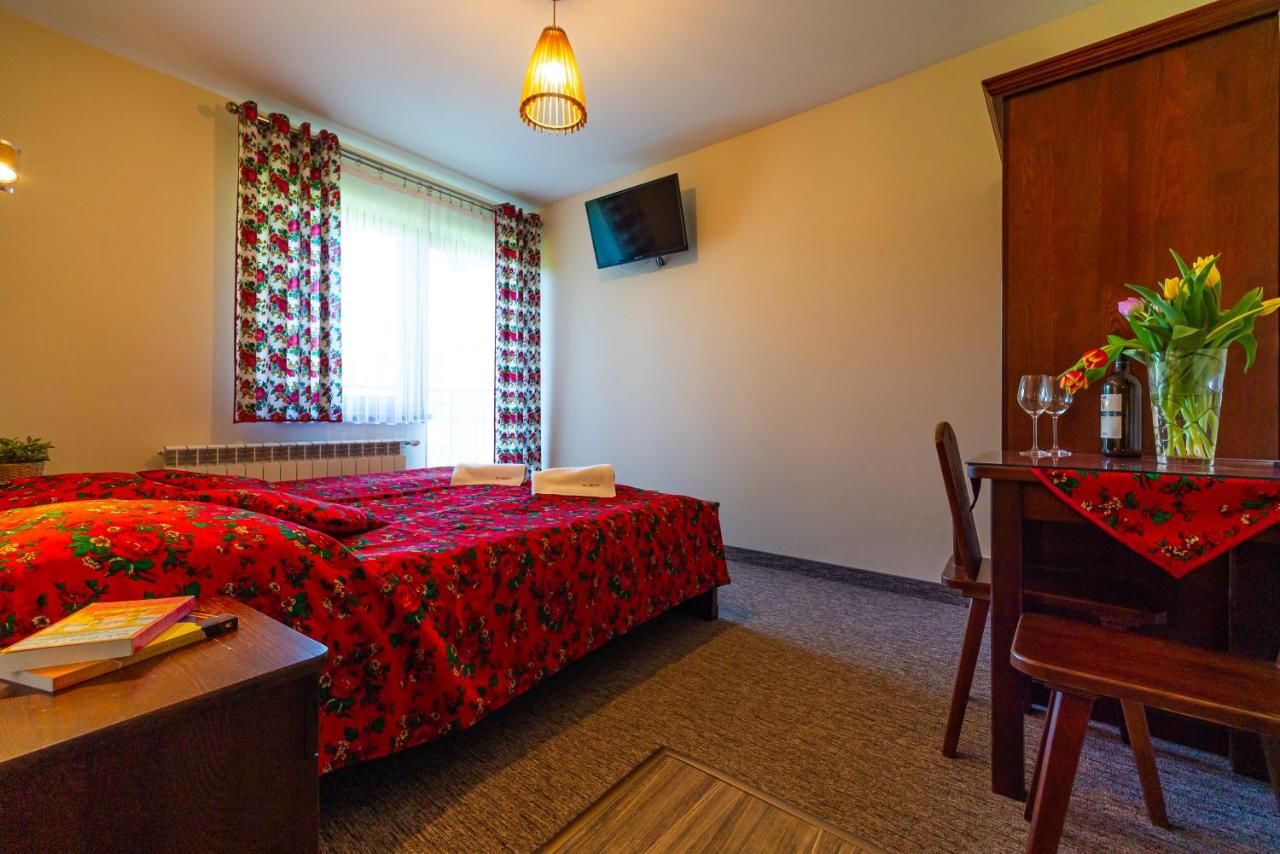 Отели типа «постель и завтрак» Apartamenty i Pokoje w Willi na Ubocy Сухе-9